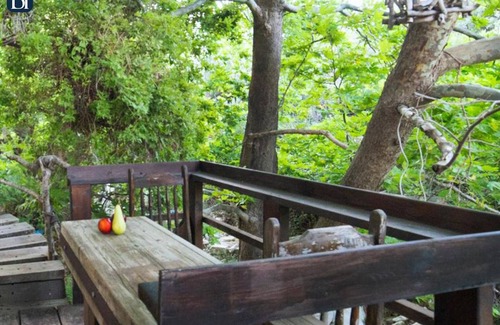 Ikaria House | BH686 - C - Room Ikaria