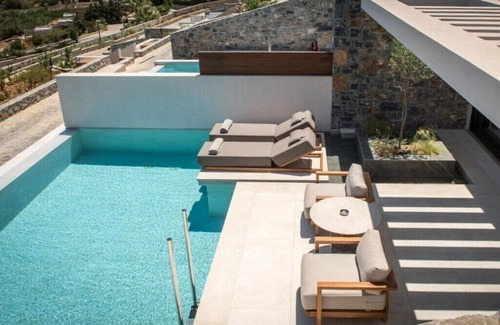 Agia Pelagia Apartment | BH761 - C - Suite Heraklion