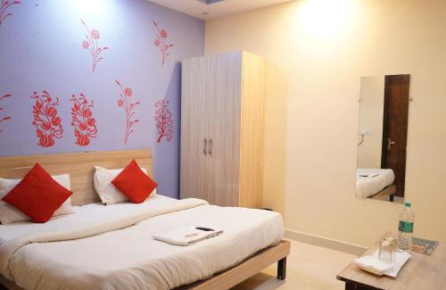 Hauz Khas Village Hotel | Bharat Vandana