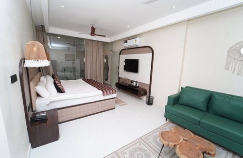 Tala Resort | Bharti Forest Retreat