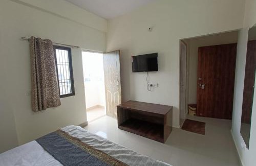 Mahmoorganj Apartment | Bhavya Kashi Home Stay