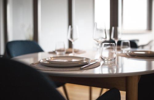 Mitte-Sud Apartment | Bheaven I Sea Pilot Premium Apartment