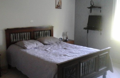 Monprimblanc Bed & Breakfast | BHUSTI