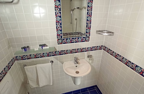 Behram Hotel | BİBER EVİ