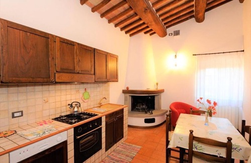 Passignano sul Trasimeno Apartment | Biancolilla Two-Bedroom Apartment for 4 people - second floor with stairs