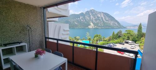 Bissone Apartment | Bianca Apartment
