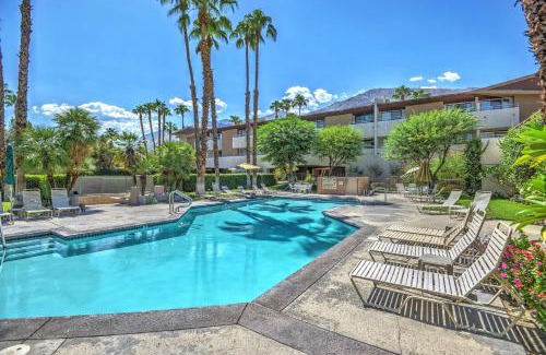 Downtown Palm Springs House | Biarritz Bliss by Oranj Palm