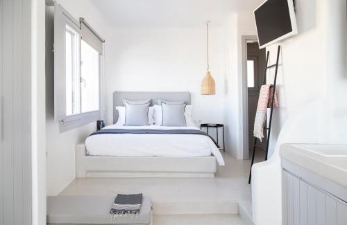 Faros Armenistis Apartment | Biatriza’s summer shelter