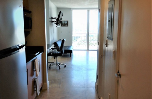 Edgewater Condo | BiBo Rentals at Opera Tower