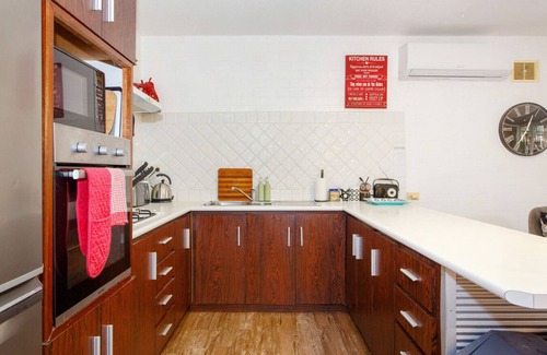 Bicton House | Bicton by the Bay – Close to Fremantle & River