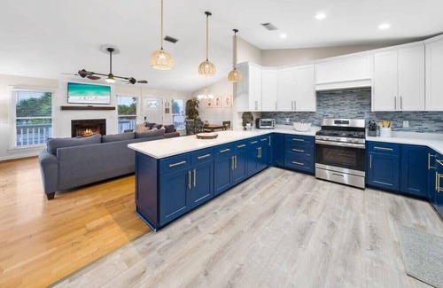 Bid-a-wee Beach House | Bid-A-Wee Beach Home-Private Heatable Pool,Private Beach Access,1 Block to Beach