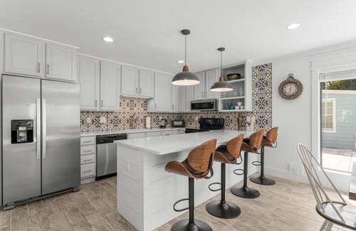 Bid-a-wee Beach House | Bid-A-Wee Beach House + Studio +Pool: Sleeps 12!