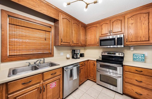 Bid-a-wee Beach House | Bid A Wee Beach House & Bungalow l Sky Deck Gulf Views l Private Beach