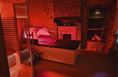 Saint-Jean-Ligoure House | Bien-être & Spa privatif - Spa de nage, sauna, lit hydromassant & relaxation Immersive