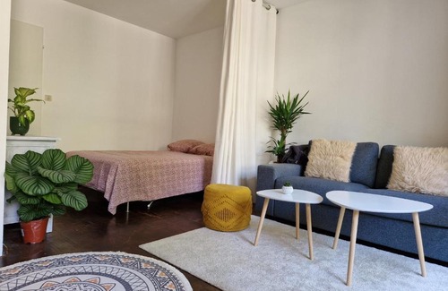 Prefecture Apartment | Bien placé avec terrasse