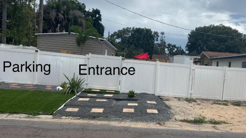 Brandon Apartment | Bienes House