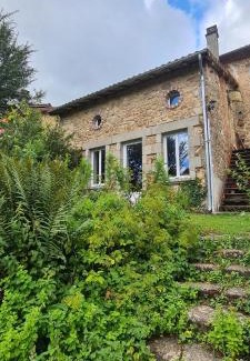 Montrollet House | Bienvenue aux Lavandières.