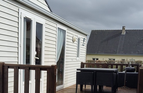 Biville-sur-Mer House | Bienvenue Chez Basile