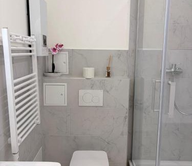 Tiergarten Apartment | BIG 7RMS City Central Loft, 1ALocation
