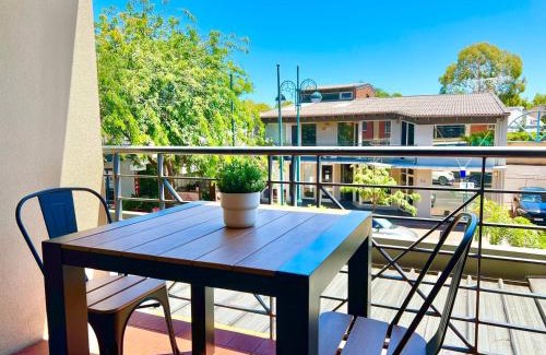North Adelaide House | Big Apartment Free Wifi Gated Parking Aircon