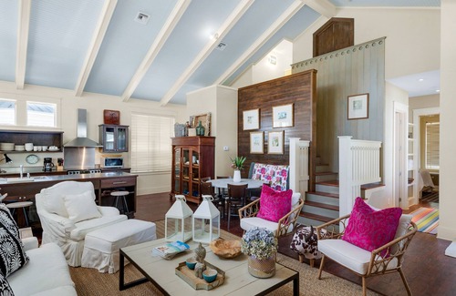 Sunnyside House | Big, & beautiful Parkshore Drive home w/large porch, free WiFi - close to beach