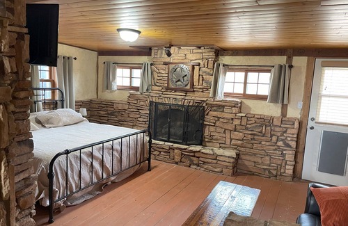 Study Butte-Terlingua Hotel | Big Bend Lodging at Ten Bits Ranch | Room #14 - The Saloon