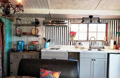 Study Butte-Terlingua House | Big Bend National Park 10min Private cabin for2 Eco-friendly Fantastic Views
