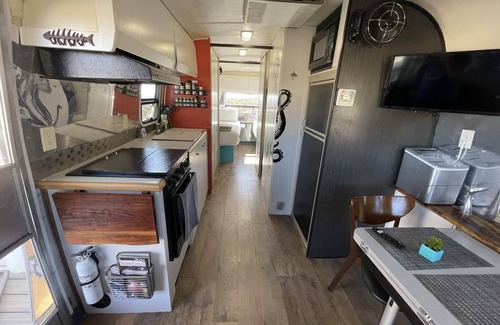 Terlingua House | Big Bend StarGazer PLUS: 2 Retro Airstreams for 4