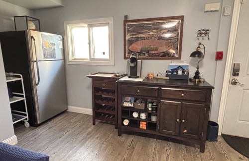 Ann Arbor House | Big Blue Backside, 5 bedroom upscale living across from UM Stadium & Crisler