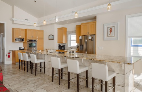 Surf City House | Big Blue Unit# 116 -Mini-Resort, Movie Theater, Pools, Beach Front, Sleeps 28