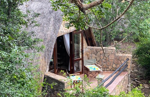 Matopos Cabin | Big Cave Camp