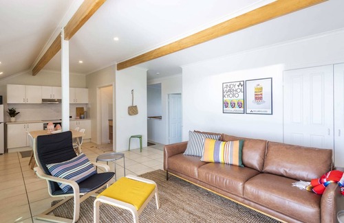 Yamba Apartment | Big Chill on the Hill - Oceanstays