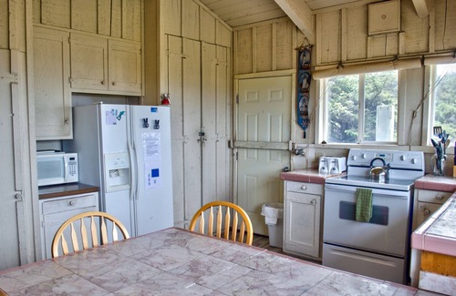 Waldport House | Big Creek - Oceanfront On Big Creek