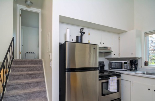 Lakewood Condo | Big foot's nook in PNW-8