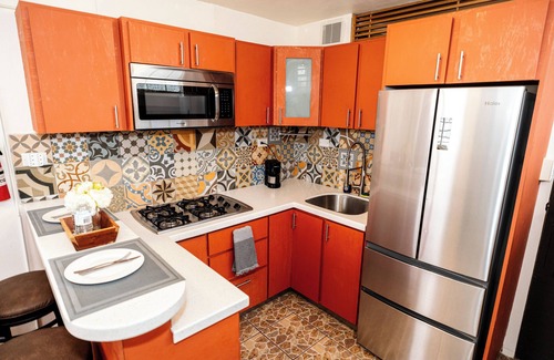 Bucana House | Big House with 7 Private Apts, 10 Rooms & 17 beds