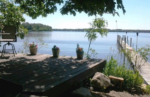Navarre Cabin | Big Island Cabin Island in Orono