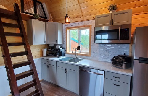 Big Lake Cabin | Big Lake Cabin w/Hot Tub, Sauna & Watercraft Rentals