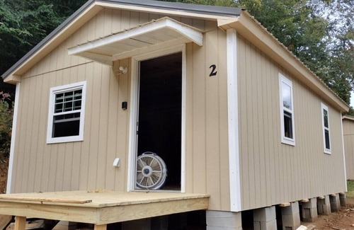 Ashley Oaks Cabin | Big Mountain Cabins with direct access to Windrock Park