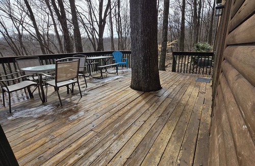 Rockbridge Cabin | Big Oak Cabin (Hocking Hills area)