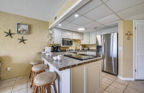 Gulf Lagoon Beach Condo | Big Savings Summer Deals! Dog-friendly beach condo ~ Winter '26 $1800/mo