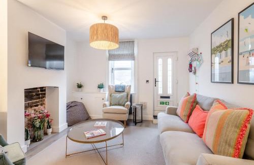 Lowestoft House | Big Skies