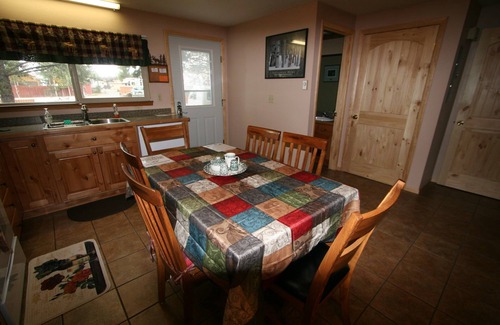 West Yellowstone House | Big Sky Escape - West Yellowstone Townhome