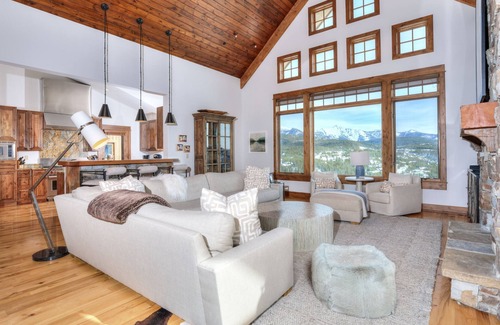 Saddle Ridge Condo | Big Sky Vacation Rentals: Cowboy Suite 6C