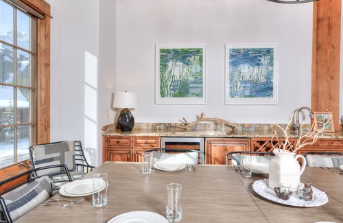 Saddle Ridge Condo | Big Sky Vacation Rentals: Cowboy Suite 6C