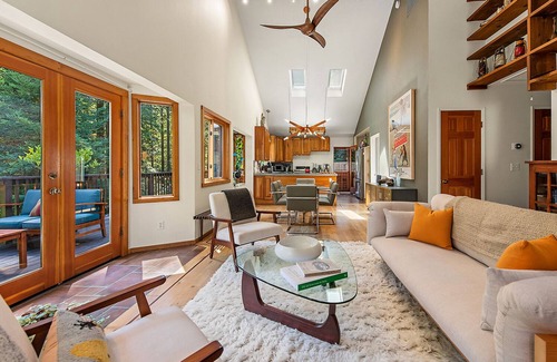 Guerneville House | Big Star Farm ~ Magical Nature Getaway, Sauna, Hot Tub, Serene