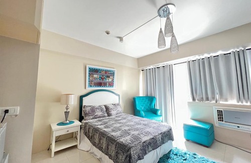 Pasay Apartment | Big Studio Across Airport NAIA T3 near Resorts World