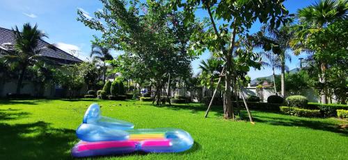 Huai Yai Villa | Big swimming pool garden villa 私家泳池花园豪华别墅