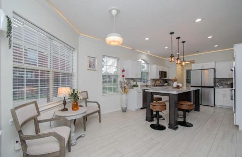 Cypress House | Big Texas Living - Spacious 5-BD with Pool