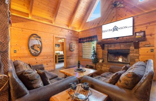 Branson Cedars House | Big Trout Lodge w/ Hot Tub and Game room Loft