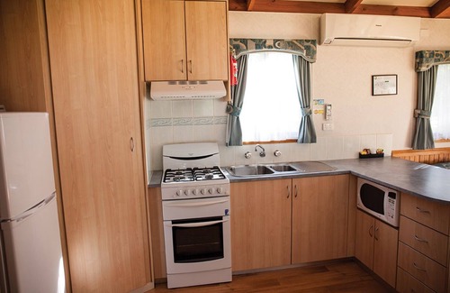 Doncaster East Hotel | BIG4 Crystal Brook Tourist Park